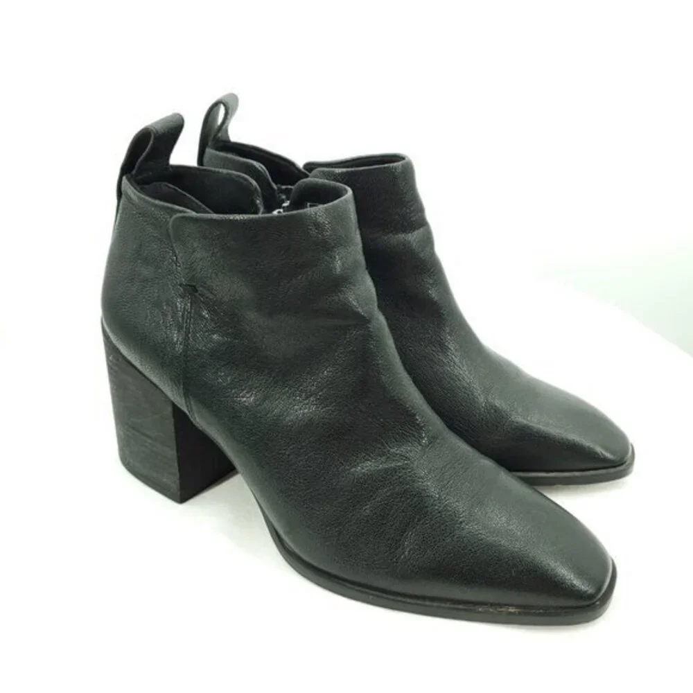 Vionic Lyssa Comfort Heeled Side Zip Ankle Boot 10 Black Leather